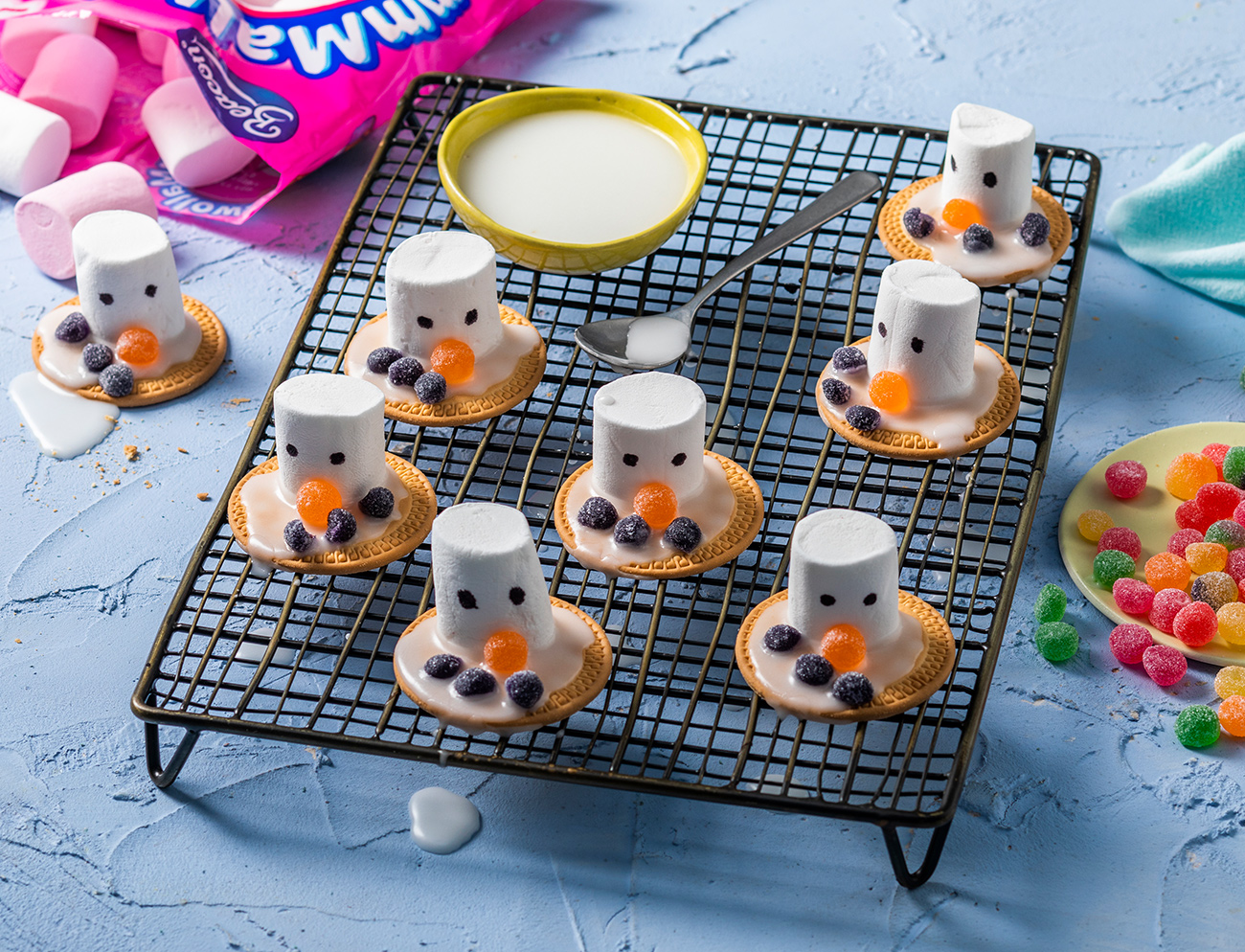 beacon-recipe-snowman-cookies-01