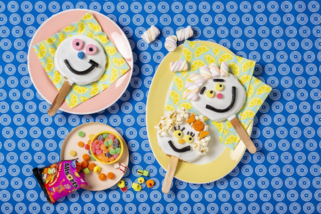 funny-face-cookie-lollies